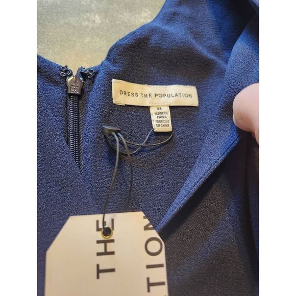 NWT Dress the population - Sandra V-Neck Gown Size XL - Picture 5 of 6